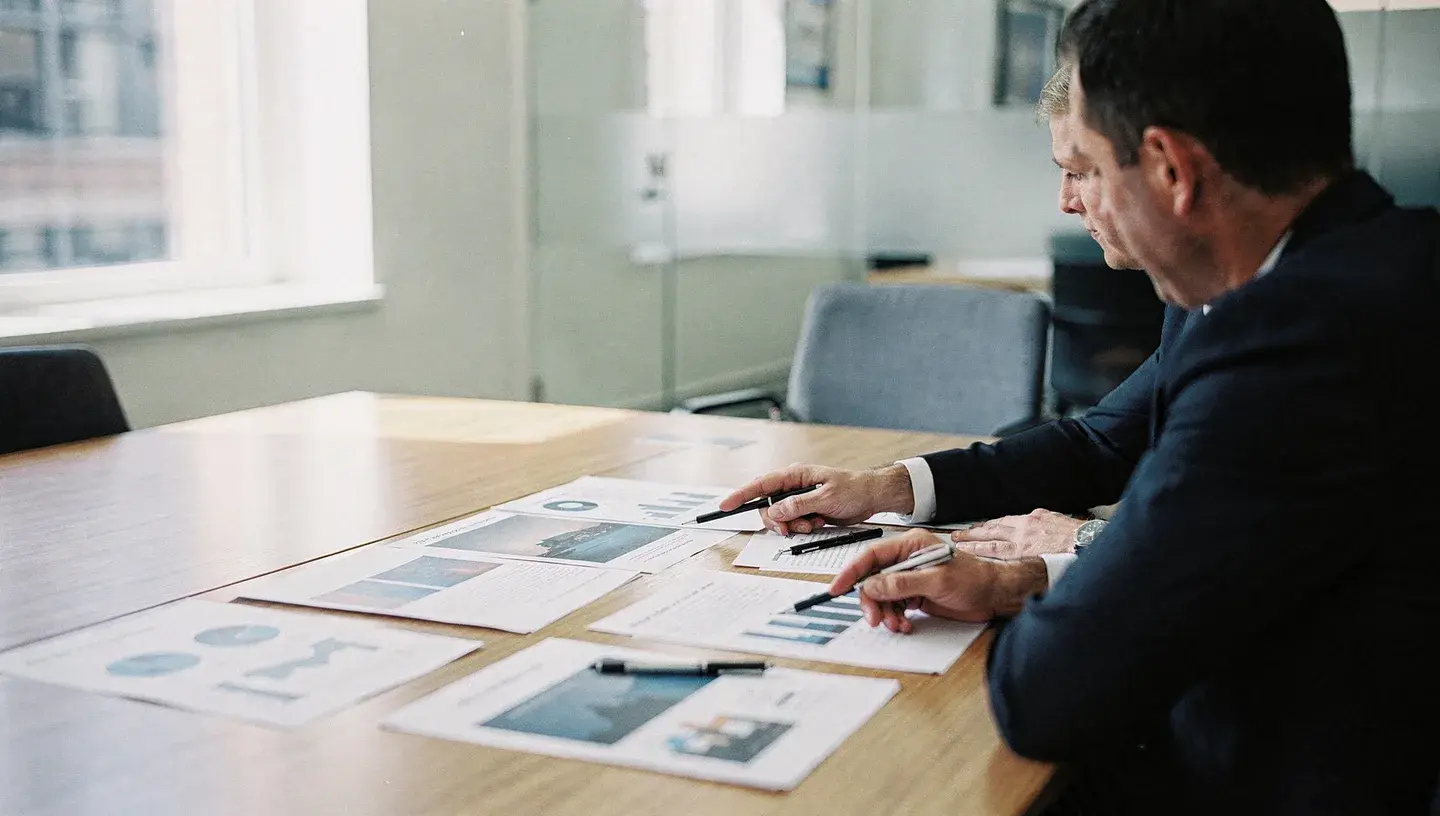 AI Consulting Vendor Shortlist: How to Compare Proposals, Teams and Delivery Risk